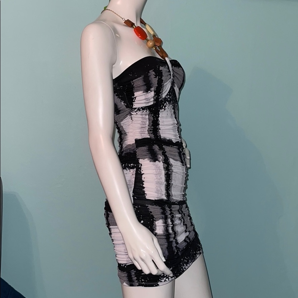 NWOT XOXO Print Strapless Shirred Mini Dress With Halter Necklace Small - Picture 3 of 10